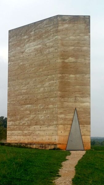 WhatsApp_Image_2025-10-22_at_16.54.31